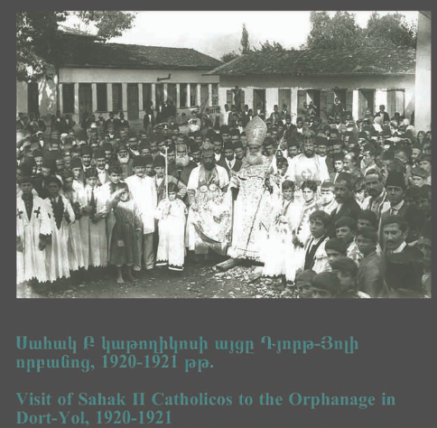 Katolik papazların program yaptığı merasim 1920.